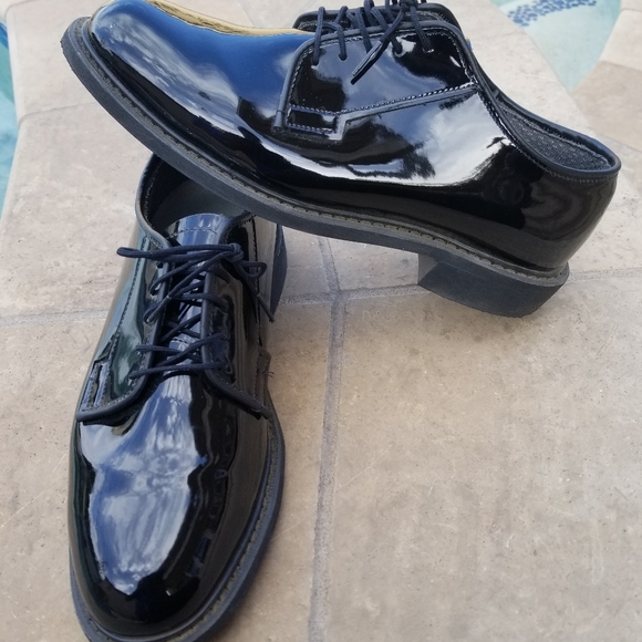 Bates High Gloss Oxford Shoe - Picture 4 of 14